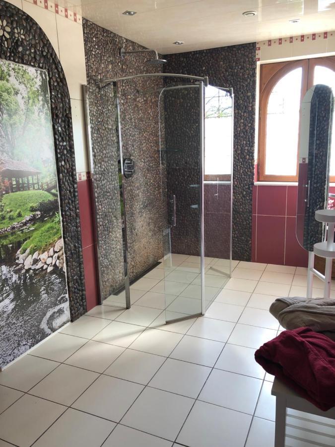 Le Jardin Des Roses Bed & Breakfast Gerponville Luaran gambar
