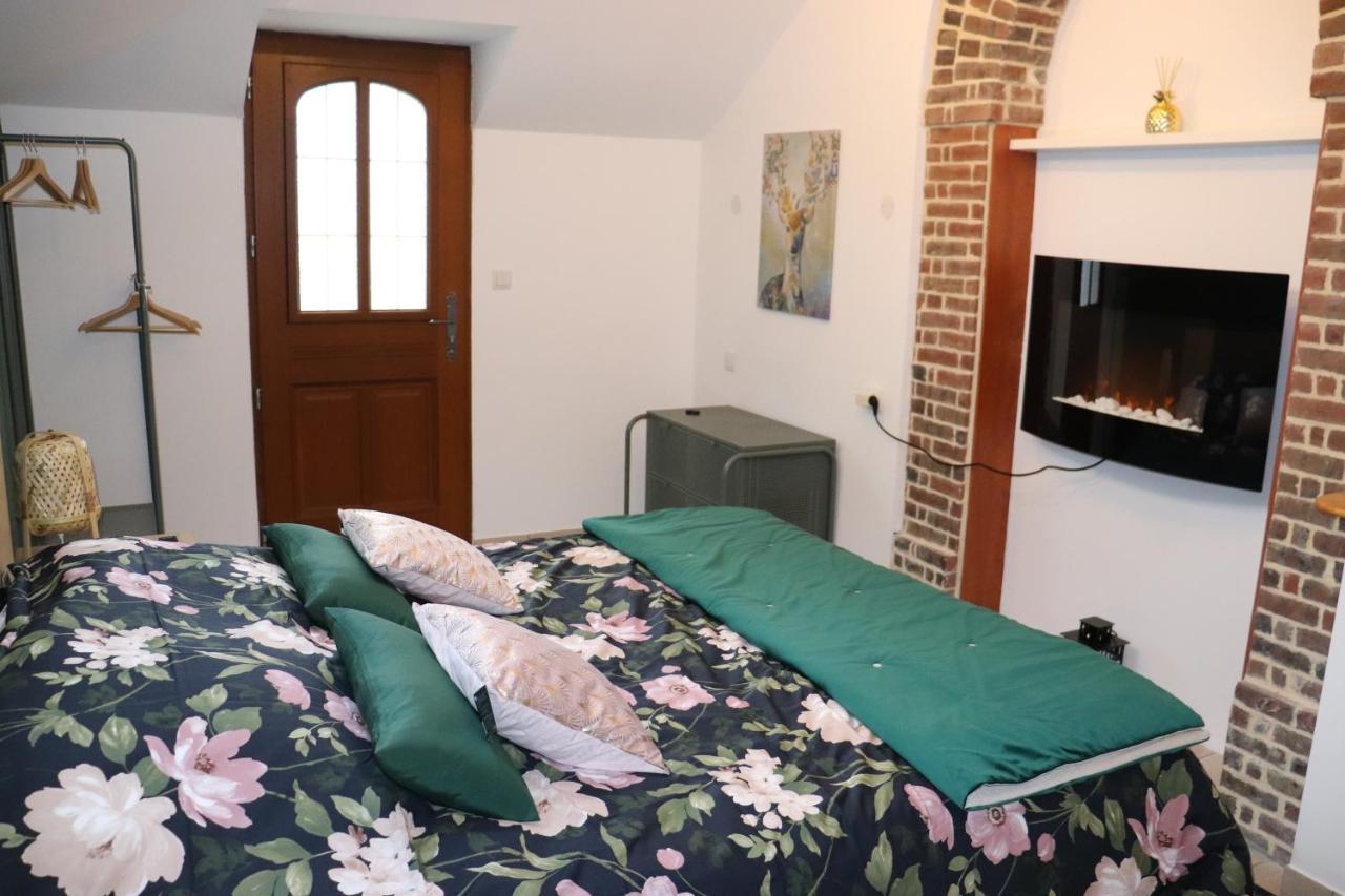 Le Jardin Des Roses Bed & Breakfast Gerponville Luaran gambar